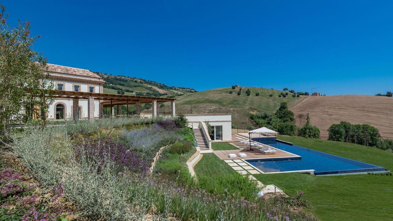 Dimora Montefiore 11, Emma Villas Montefiore dell'Aso Экстерьер фото