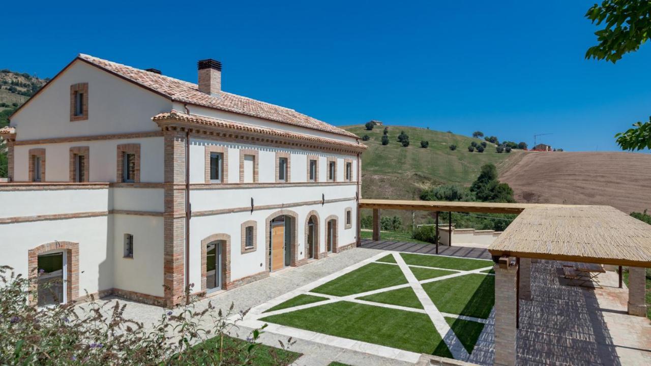 Dimora Montefiore 11, Emma Villas Montefiore dell'Aso Экстерьер фото